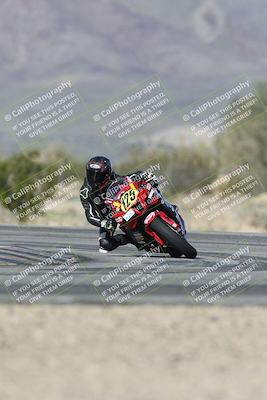 media/Jan-15-2026-Racers Edge (Thu) [[dfebeb70ab]]/2-A Group/Session 5 (Turn 5)/